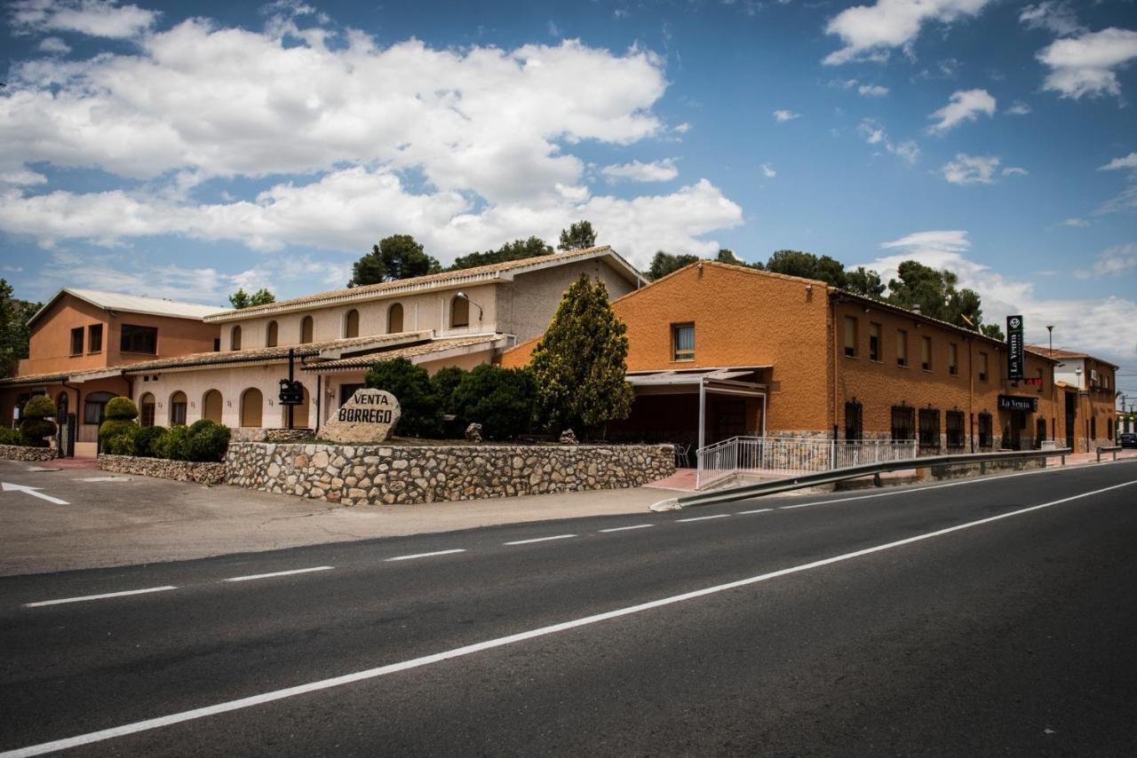 Отель Venta El Borrego Баньерес-де-Мариола Экстерьер фото